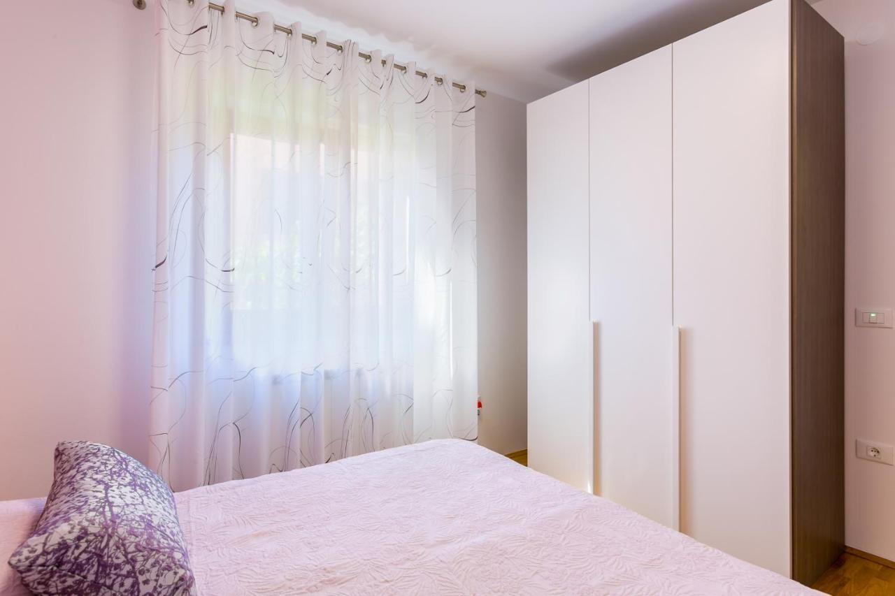Apartma Marijan 2 *